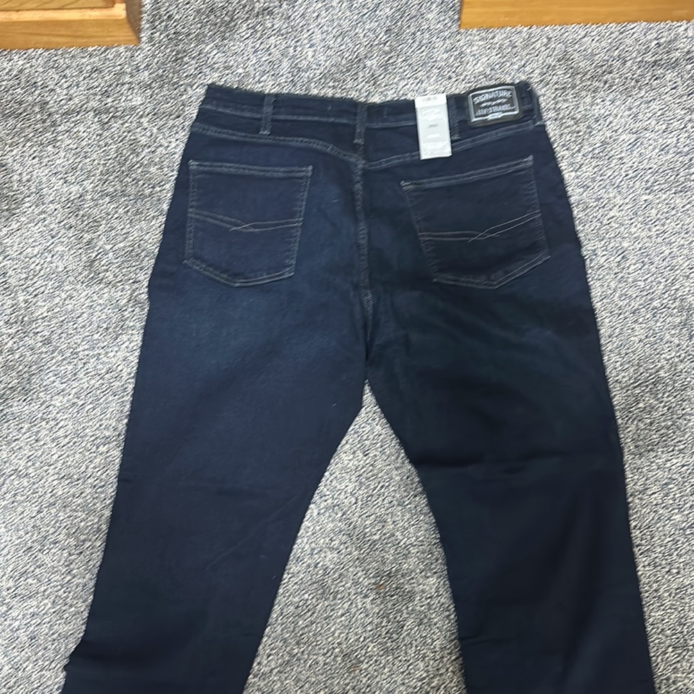 Size 38X30 men’s Levi Athletic jeans. New with tags. - Picture 5 of 5